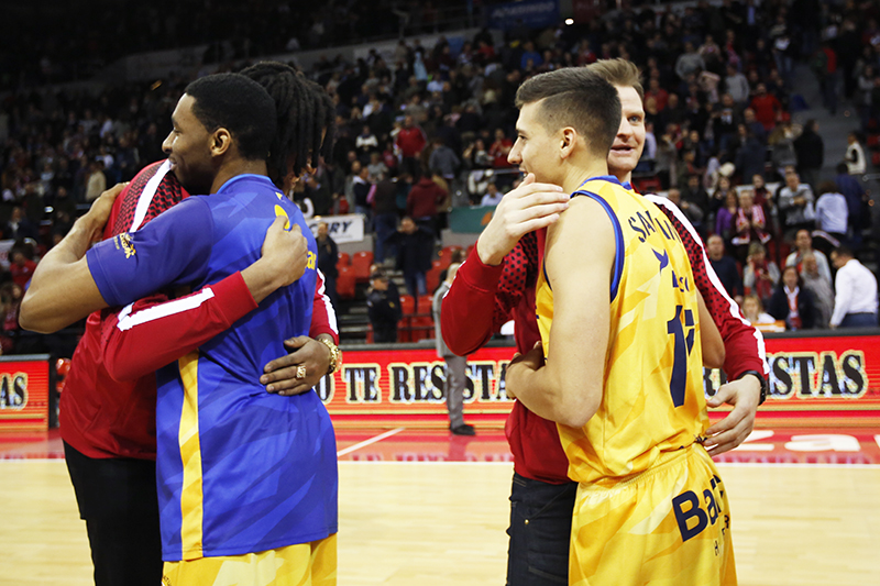 Bienvenida a Okoye y Santana_Casademont Zaragoza-Herbalife Gran Canaria